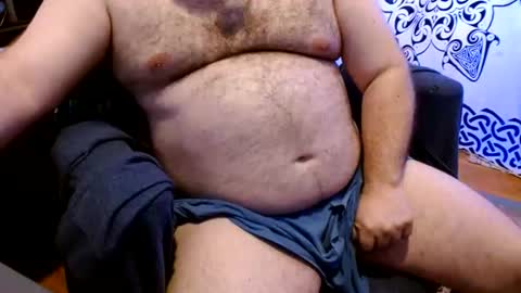 Snapshot of stonerbear42 chatting on 07/09/26, 04:38 Stonerbear42 online show from 07/09/26, 04:38