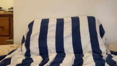 Snapshot of stonerboymac chatting on 12/21/24, 05:29 stonerboymac online show from 12/21/24, 05:29