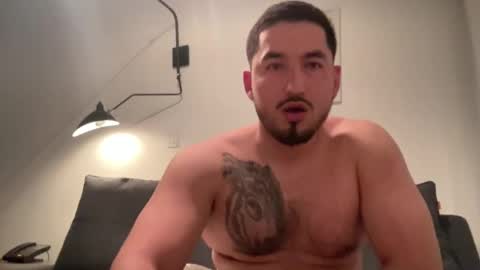 StonerFit online show from 02/01/25, 04:35