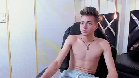 Snapshot of stonne69 chatting on 03/05/25, 08:00 stonne69 online show from 03/05/25, 08:00