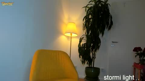 Stormi online show from 10/08/25, 07:33