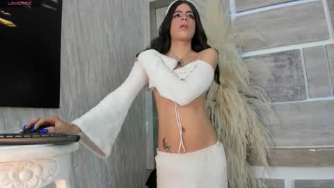 stormluna_22 online show from 01/18/26, 01:48