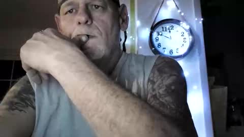 Snapshot of stormynorm14 chatting on 02/15/25, 04:47 stormynorm14 online show from 02/15/25, 04:47