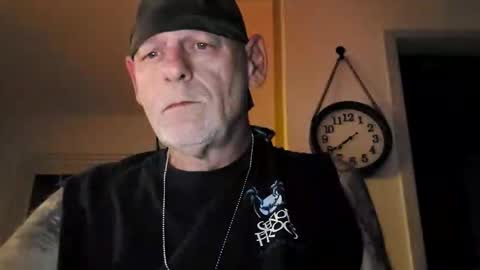 Snapshot of stormynorm14 chatting on 10/12/25, 11:37 stormynorm14 online show from 10/12/25, 11:37