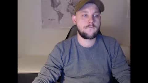 Snapshot of storpik21 chatting on 01/01/25, 06:59 Scandiv online show from 01/01/25, 06:59