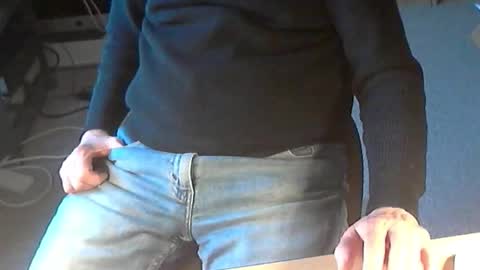 Dave online show from 12/19/25, 03:41