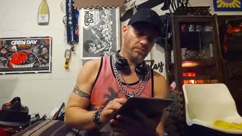 Str8 online show from 02/18/25, 08:47