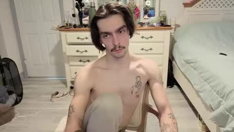 str8whiteboy21 online show from 12/04/25, 08:39