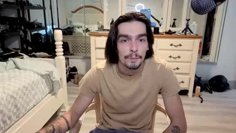 str8whiteboy21 online show from 04/19/26, 08:44