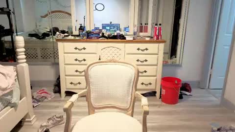 str8whiteboy21 online show from 05/19/26, 06:47