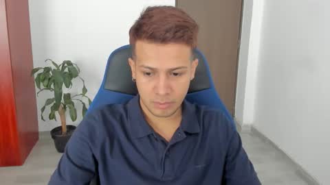 straight_boys_hornys online show from 01/12/26, 07:41