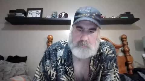 Straightbear4you online show from 09/29/25, 10:25