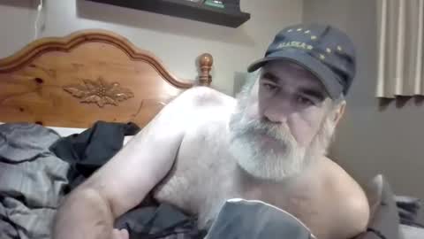 Straightbear4you online show from 11/13/25, 01:54