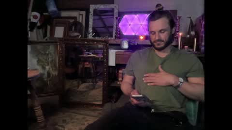 Cowboy Zuhly online show from 04/08/26, 08:36