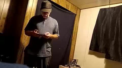 straighttoy online show from 11/25/25, 08:14