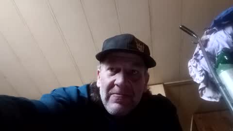 straighttoy online show from 12/22/25, 04:26