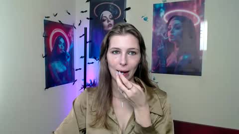 Amalia online show from 09/18/25, 12:18