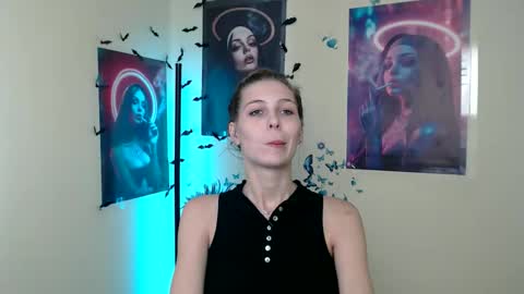 Amalia online show from 09/20/25, 12:17