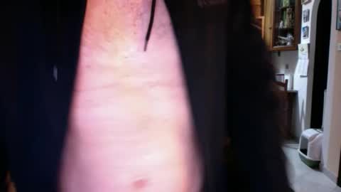 send me pics  if you want online show from 10/21/25, 05:02