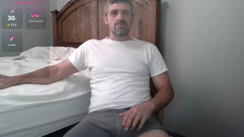 Snapshot of strangeratnight87 chatting on 07/07/26, 02:32 strangeratnight87 online show from 07/07/26, 02:32