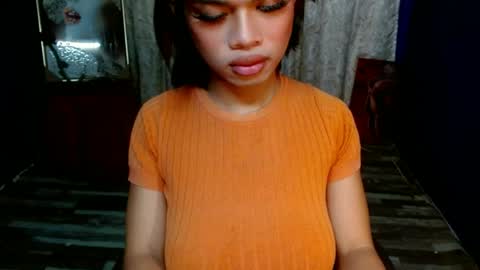 Snapshot of strawberry_kisses143 chatting on 06/28/26, 12:27 strawberry_kisses143 online show from 06/28/26, 12:27