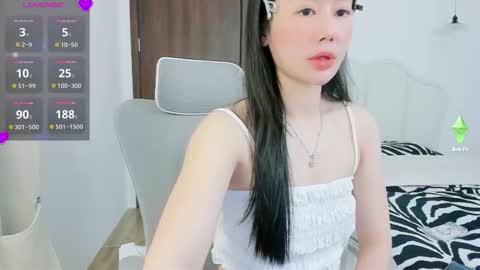Snapshot of strawberry_loveee chatting on 12/05/25, 05:16 strawberry_loveee online show from 12/05/25, 05:16