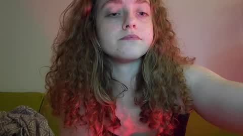 Strawberrylotsacake online show from 09/25/25, 11:41