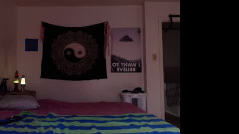 Strawberrylotsacake online show from 10/14/25, 02:51