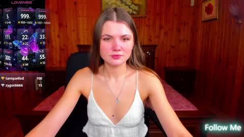 Snapshot of strawberrylux chatting on 01/11/25, 06:45 Strawberrylux online show from 01/11/25, 06:45