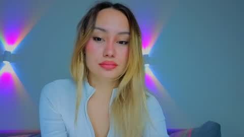 Tati and Lola online show from 04/05/26, 05:04