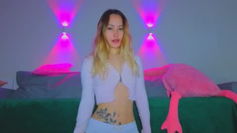 Tati and Lola online show from 04/23/26, 07:52