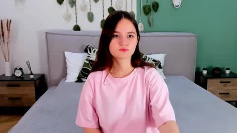 Bunny online show from 09/13/25, 02:28