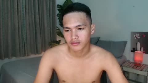 Snapshot of strawhot_joey chatting on 03/11/26, 04:57 JOEY online show from 03/11/26, 04:57