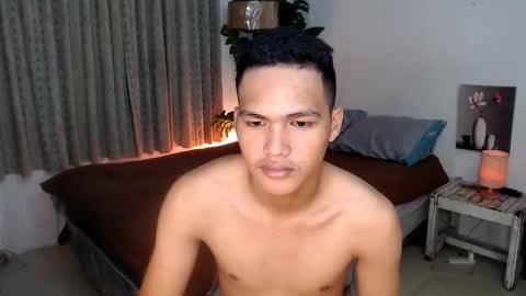 Snapshot of strawhot_joey chatting on 03/16/26, 09:46 JOEY online show from 03/16/26, 09:46