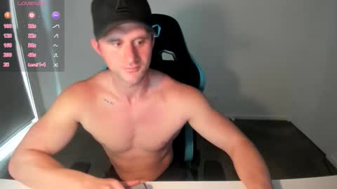 Snapshot of streatmeat chatting on 11/04/25, 10:53 streatmeat online show from 11/04/25, 10:53