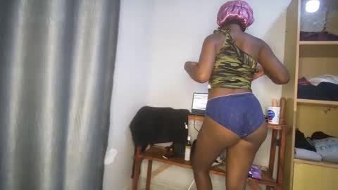 streetlioness online show from 09/19/25, 10:54