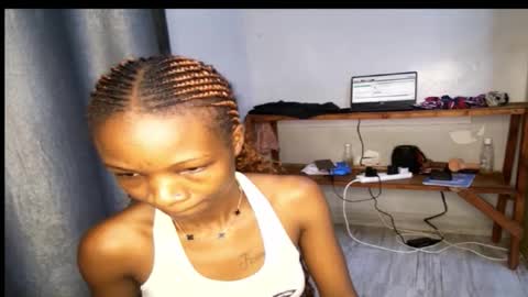 streetlioness online show from 10/22/25, 07:02