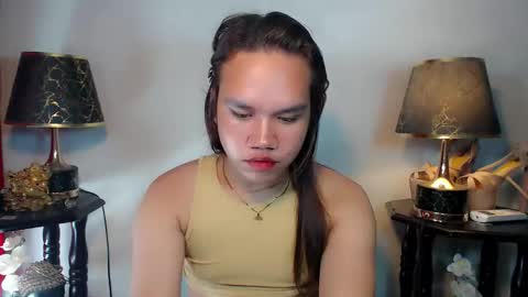 Snapshot of streetlustgirl chatting on 10/27/25, 02:43 lexie online show from 10/27/25, 02:43