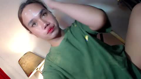 Snapshot of streetlustgirl chatting on 11/16/25, 12:11 lexie online show from 11/16/25, 12:11