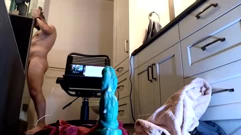 stretchmeout7_5 online show from 02/03/25, 02:03