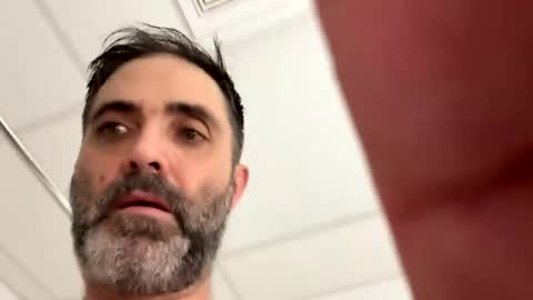 Snapshot of strictdaddy13 chatting on 09/21/25, 09:33 strictdaddy13 online show from 09/21/25, 09:33