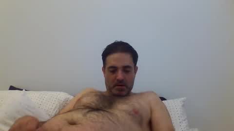 Snapshot of strictdaddy13 chatting on 11/14/25, 05:11 strictdaddy13 online show from 11/14/25, 05:11