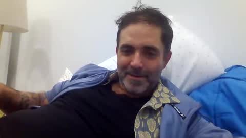 Snapshot of strictdaddy13 chatting on 11/17/25, 07:14 strictdaddy13 online show from 11/17/25, 07:14