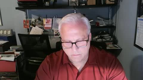 Snapshot of strkgforyou chatting on 09/11/25, 03:28 Stroking For You online show from 09/11/25, 03:28