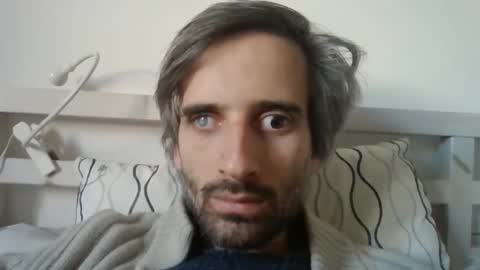 Snapshot of stroke1 chatting on 01/06/26, 10:41 stroke1 online show from 01/06/26, 10:41