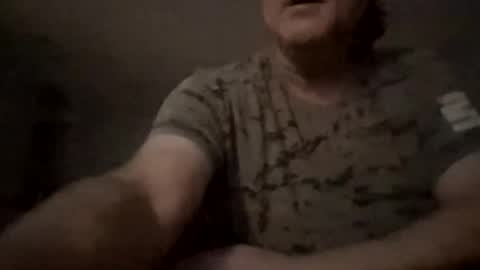 Snapshot of strokeofgenius69 chatting on 05/26/26, 05:47 Cumallcumnow online show from 05/26/26, 05:47