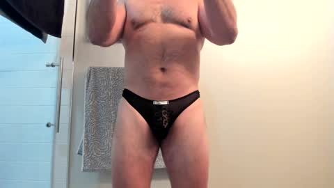 strokin4tokens33 online show from 09/24/25, 03:32