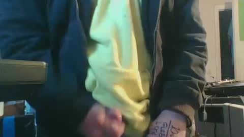 Snapshot of strokingjoe14585 chatting on 01/18/26, 09:51 strokingjoe14585 online show from 01/18/26, 09:51