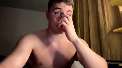 Snapshot of strong_baby chatting on 01/18/26, 04:11 Strong Baby online show from 01/18/26, 04:11