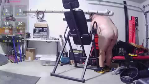 strong_bear89 online show from 04/07/26, 08:09